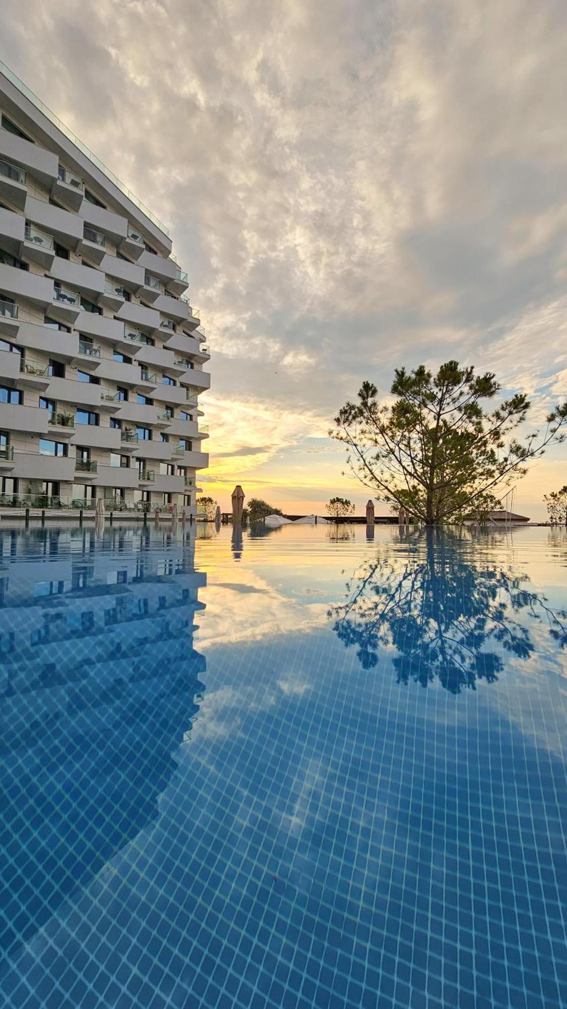 Alezzi Infinity Aparthotel & Spa 那沃达利 外观 照片